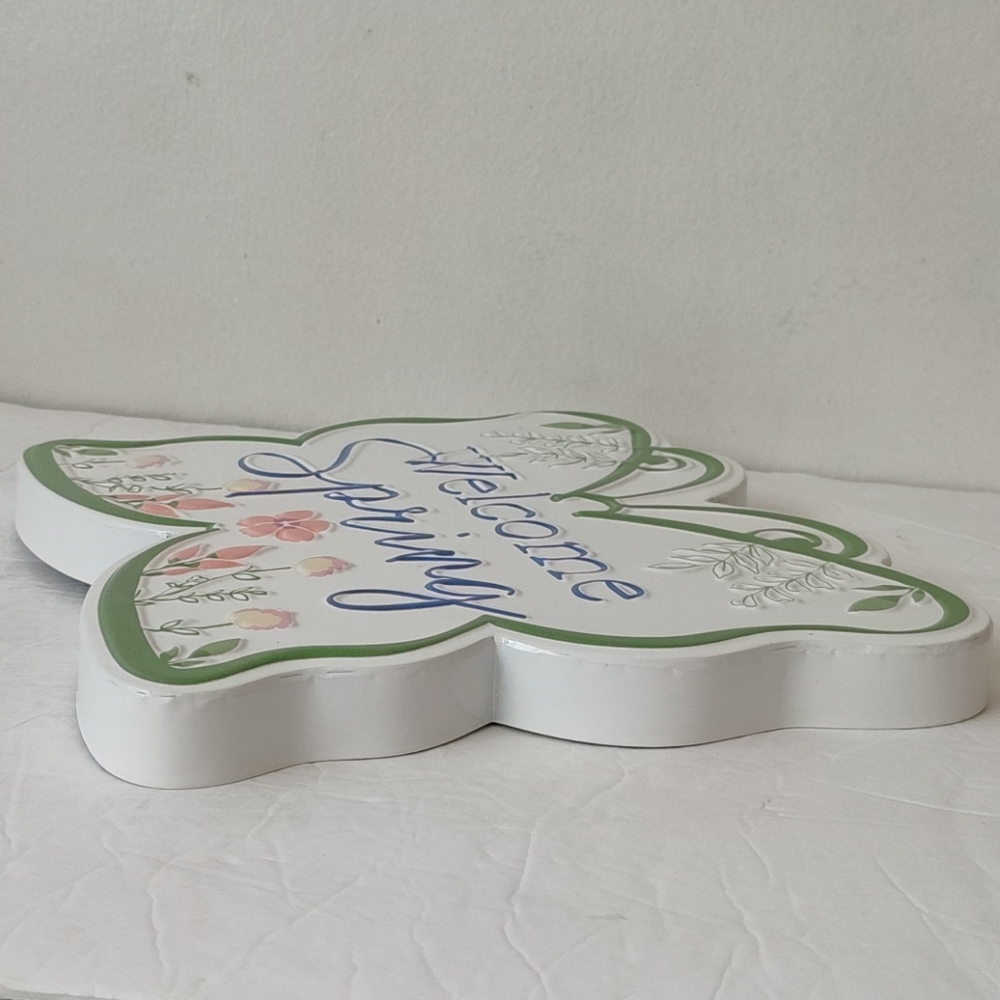 Version International Spring Sign - Picture 10 of 16